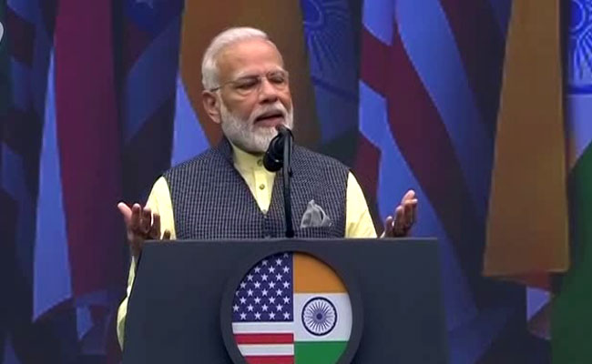 Howdy Modi कार्यक्रम में बोले प्रधानमंत्री मोदी, आतंकवाद को पालने वालों के खिलाफ निर्णायक लड़ाई का वक्त