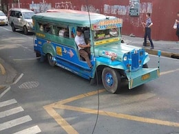 मनीला में मिली जीप की 'जीपनी', तिकोने मुंह वाले विक्रम की आ गई याद  मनीला में मिली जीप की 'जीपनी', तिकोने मुंह वाले विक्रम की आ गई याद