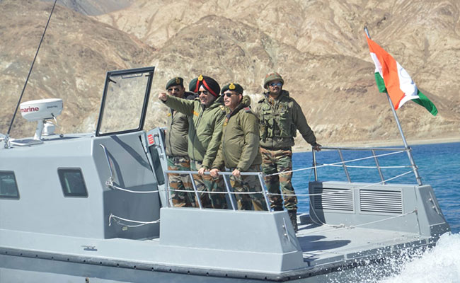 भारत-चीन गतिरोध के बाद सेना की उत्तरी कमान के चीफ ने लद्दाख का दौरा किया