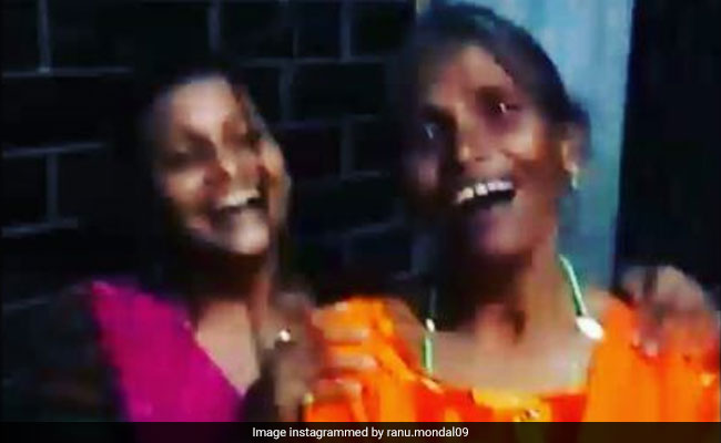 रानू मंडल ने बेटी के साथ गाया मोहम्मद रफी का गाना, वायरल हुआ Video