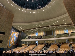 UN में भारत ने PAK को लताड़ा, '70 साल में पाकिस्तान का एकमात्र गौरव आतंकवाद' UN में भारत ने PAK को लताड़ा, '70 साल में पाकिस्तान का एकमात्र गौरव आतंकवाद'