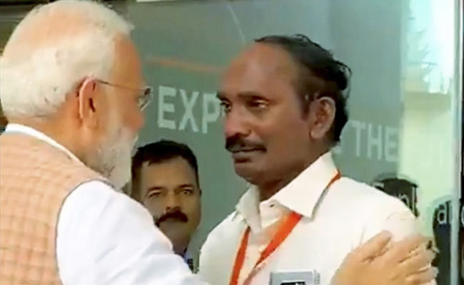 Moment When PM Modi Consoled An Emotional ISRO Chief