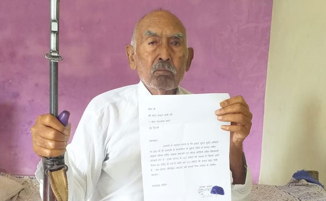 कभी डाकुओं के सरदार रहे मोहर सिंह ने लगाई प्रधानमंत्री से गुहार, बोले- 'मंदिर बचाओ'