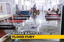 Heavy Rain In Patna Floods Hospitals, Schools Shut; Rescue Teams On Job Heavy Rain In Patna Floods Hospitals, Schools Shut; Rescue Teams On Job