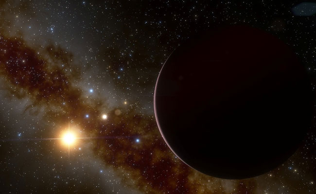 "Absolute Surprise": Scientists Discover Big Planet Orbiting Little Star