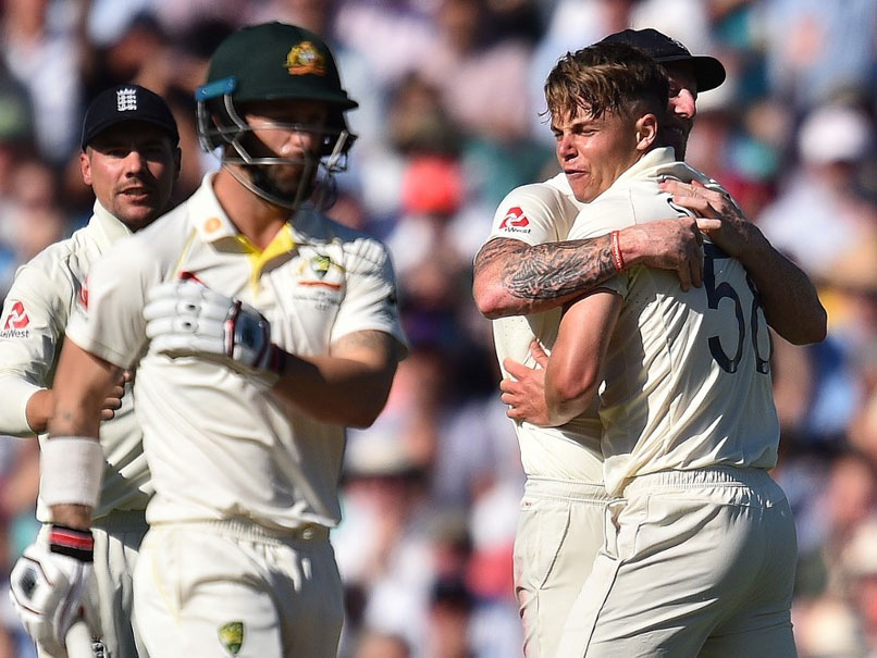 SA vs ENG 1st Test: सैम कुरेन और स्टुअर्ट ब्रॉड ने दक्षिण अफ्रीका को बड़े स्कोर से रोका