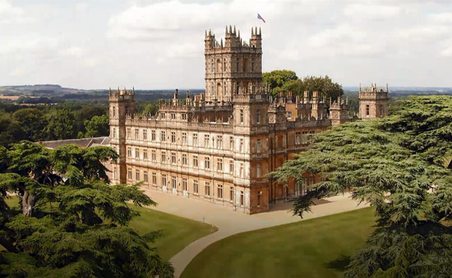 Downton Abbey Opens Its Doors With Airbnb - But There's A Catch