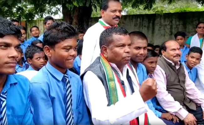 "Want To Be Leader? Grab Officers By The Collar": Chhattisgarh Minister