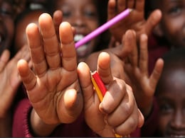 स्कूल में घुसा सनकी व्यक्ति, चाकू लिया और कर दी 8 बच्चों की हत्या स्कूल में घुसा सनकी व्यक्ति, चाकू लिया और कर दी 8 बच्चों की हत्या