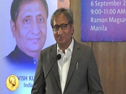 अब न्यूज चैनलों के पास सिर्फ जिम जाने वाले और चॉकलेटी चेहरे वाले एंकर हैं, रिपोर्टर नहीं : रवीश कुमार अब न्यूज चैनलों के पास सिर्फ जिम जाने वाले और चॉकलेटी चेहरे वाले एंकर हैं, रिपोर्टर नहीं : रवीश कुमार