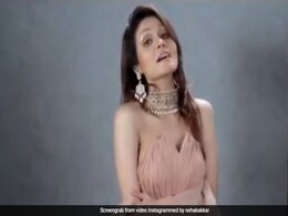 सोनू कक्कड़ ने नए अंदाज में गाया 'पछताओगे' सॉन्ग, नेहा कक्कड़ बोलीं- क्या गाया है दीदी... देखें Video सोनू कक्कड़ ने नए अंदाज में गाया 'पछताओगे' सॉन्ग, नेहा कक्कड़ बोलीं- क्या गाया है दीदी... देखें Video