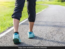 बिना एक्सरसाइज करे भी होता है Weight Loss, जानें वजन और पेट की चर्बी को कम करने के लिए हर रोज कितना चलें बिना एक्सरसाइज करे भी होता है Weight Loss, जानें वजन और पेट की चर्बी को कम करने के लिए हर रोज कितना चलें