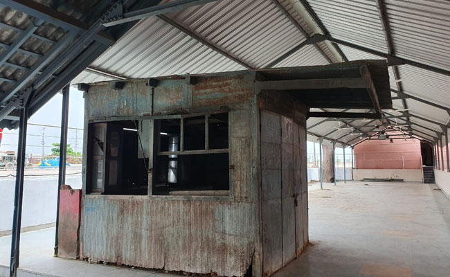 जिस दुकान पर पीएम मोदी कभी चाय बेचते थे, उसे बनाया जायेगा टूरिस्ट स्पॉट