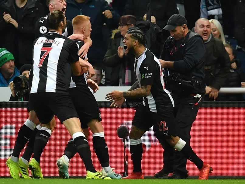 Newcastle United vs Manchester United: Newcastle Pile Pressure On Manchester United With Shock Win