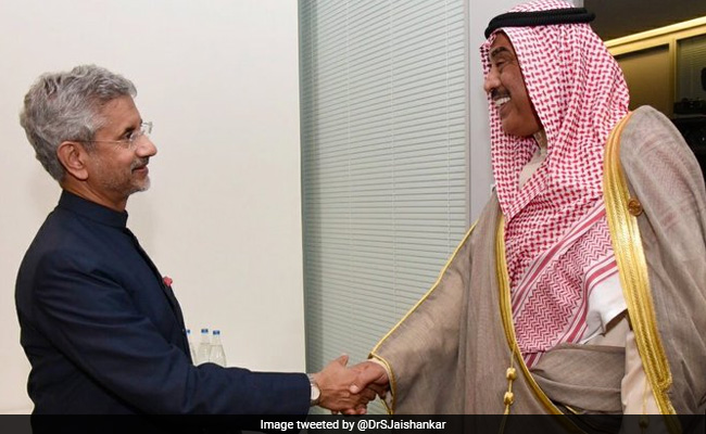 External Affairs Minister Discusses Bilateral Ties With Kuwait, Bahrain