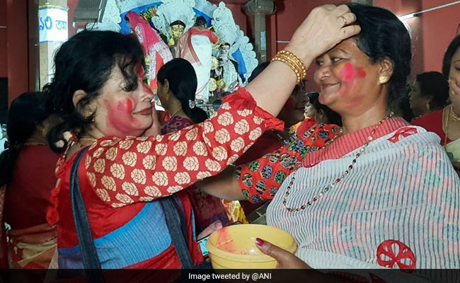 Happy Dussehra: From Knife Performance To <i>Sindoor Khela</i>, How India Celebrating Vijayadashmi