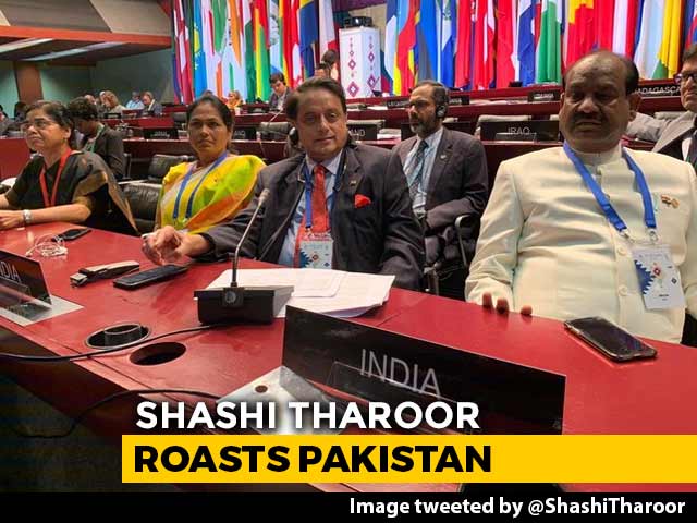 "Vituperative Mudslinging": Shashi Tharoor Roasts Pak On Kashmir