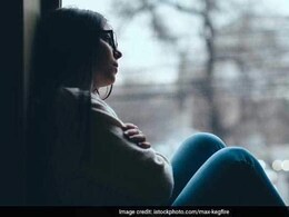 रिश्तों का सच: क्या महिलाओं का चंचल या चिड़चिड़ा स्वभाव पुरुषों के बर्ताव पर करता है निर्भर?