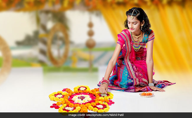 Diwali Rangoli Designs 2021: रंगोली के बेहद आसान और खूबसूरत डिज़ाइन, यहां देखें Photos