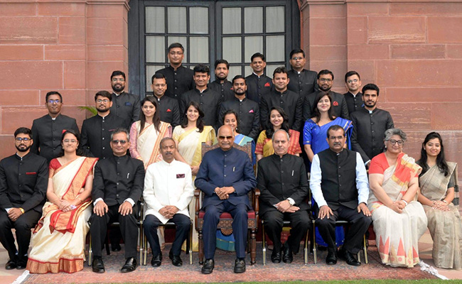 Officer Trainees Of Indian Information Service Call On The President