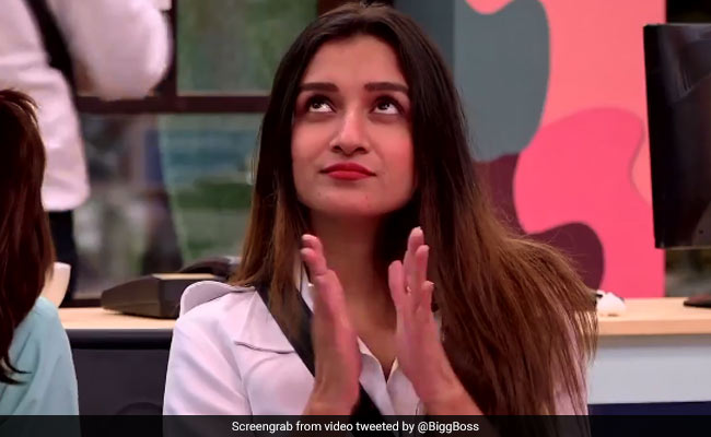 <i>Bigg Boss 13</i> Written Update, October 2: New Task Brings Out The Worst In Shefali Bagga And Shehnaz Gill