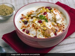 Watch: This Keto Papdi Chaat Recipe Will Unite Both Dieters And No-Dieters - Try It Today Watch: This Keto Papdi Chaat Recipe Will Unite Both Dieters And No-Dieters - Try It Today
