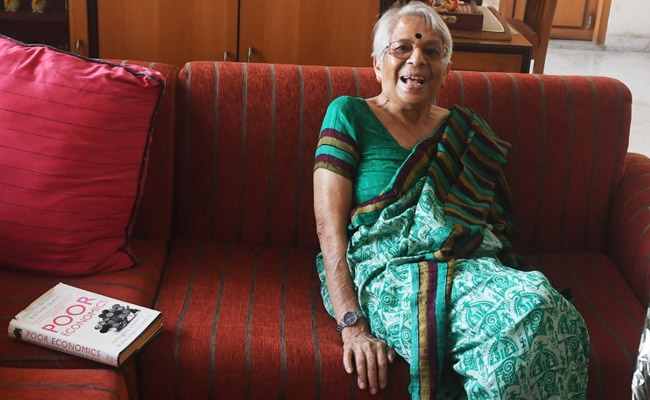 Mom's Fish Curry, Mutton Kebab, <i>Payesh</i> For Abhijit Banerjee's Homecoming