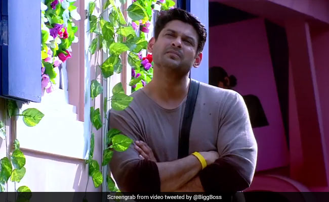 <I>Bigg Boss 13</I> Written Update, October 7: Siddharth Shukla Picks Aarti Singh Over Rashami Desai In This Week's Nominations