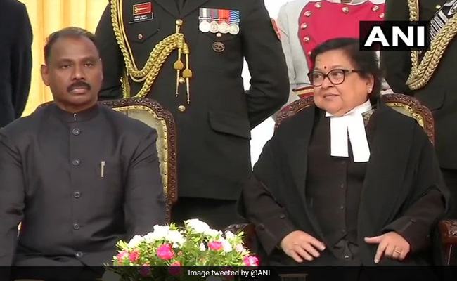 जम्मू कश्मीर के उप राज्यपाल गिरीश चंद्र मुर्मू के लिए दो सलाहकार नियुक्त