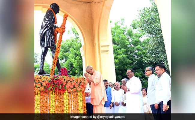 On Gandhi Jayanti, Yogi Adityanath's Message On Plastic Ban, Clean India Mission