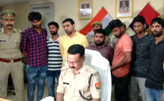 फर्जी तरीके से आधार कार्ड बनाकर राष्ट्रीय सुरक्षा को खतरे में डाल रहे गिरोह का भंडाफोड़, सात गिरफ्तार