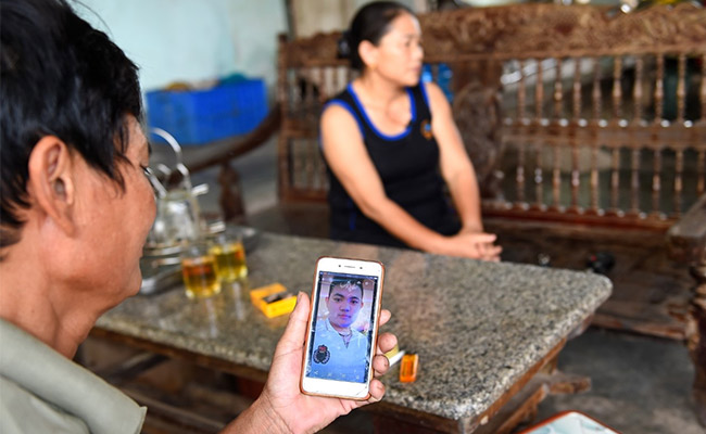 Flights, Fake Passports, Lawyers: $5000 "VIP Packages" Enticing Vietnamese To UK