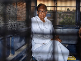 INX Media Case Updates: No Public Comments On INX Media Case: Supreme Court To P Chidambaram INX Media Case Updates: No Public Comments On INX Media Case: Supreme Court To P Chidambaram