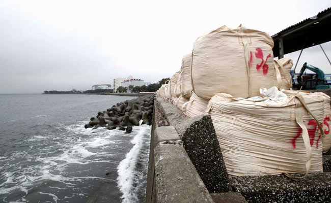 Japan's Capital Braces For One Of The Worst Typhoons In 60 years