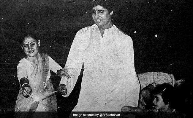 Diwali 2019: Wishes Pour In From Amitabh Bachchan, Rishi Kapoor, Akshay Kumar And Other Celebs