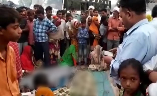 7 Dead As Bus Runs Over People Sleeping On Pavement In Uttar Pradesh