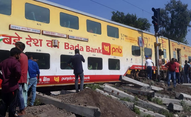 3 Coaches Of Lucknow-Delhi Double-Decker Train Derail In UP