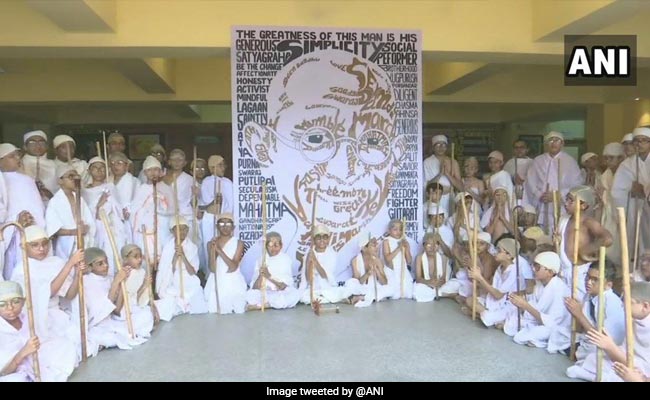 Gandhi Jayanti 2019: Students Use 150 Words To Sketch Mahatma Gandhi's Portrait