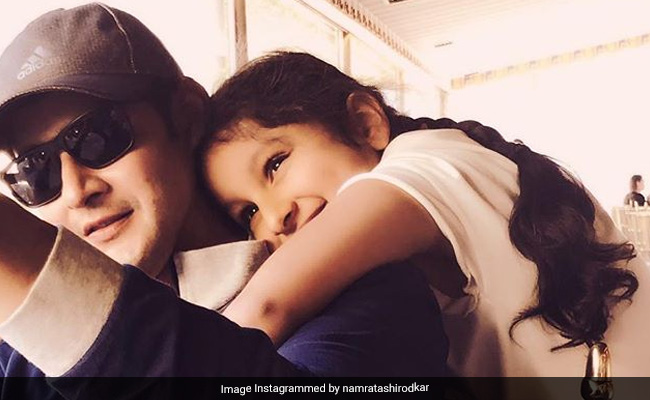 This Pic Of Mahesh Babu With Daughter Sitara Is All About 'Shades Of Love'