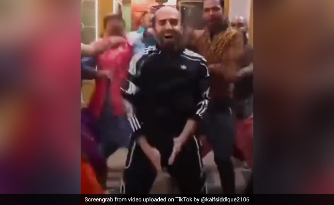 TikTok Top 5: आयुष्मान खुराना ने बिना बाल के किया 'Bala Dance', हंस पड़े लोग- देखें VIDEO