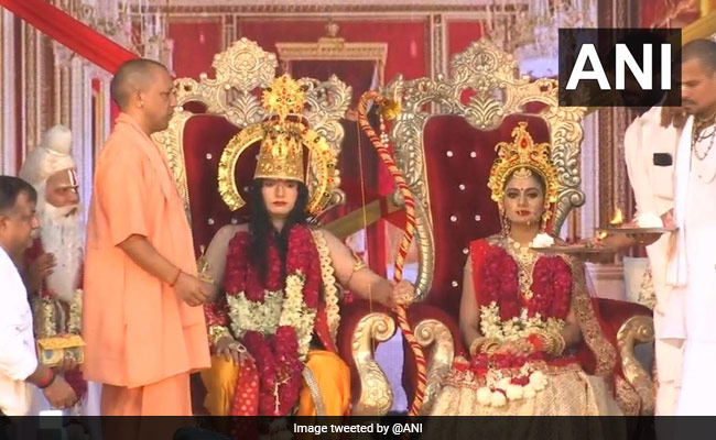 5 लाख 51 हजार दीयों से जगमग हुआ अयोध्या, गिनीज बुक में रिकॉर्ड दर्ज 