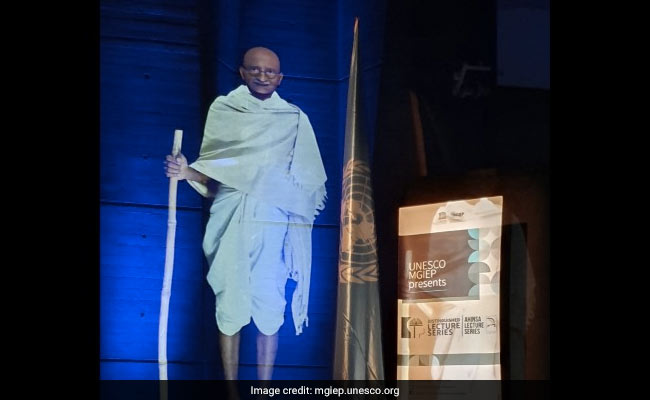 Gandhi Jayanti 2019: Mahatma Gandhi Brought To Life Through 3-Dimensional Hologram In Paris