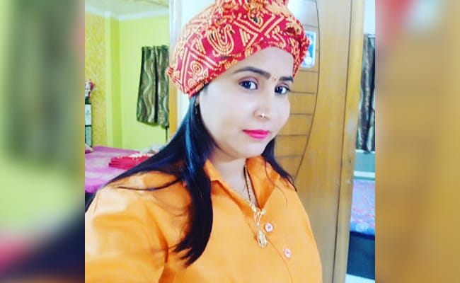 ग्रेटर नोएडा में रागिनी गायिका सुषमा पर ताबड़तोड़ फायरिंग, मौके पर मौत