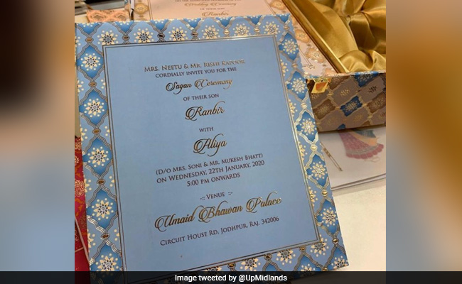 How Internet Figured Out Alia Bhatt, Ranbir Kapoor's Wedding Card Is Fake