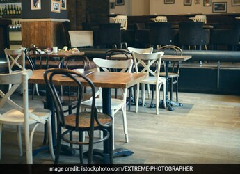 This US Restaurant Remains Closed For 'Day Of Kindness'- Gesture Earns Praises This US Restaurant Remains Closed For 'Day Of Kindness'- Gesture Earns Praises