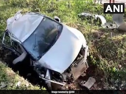 मध्य प्रदेश: सड़क हादसे में 4 राष्ट्रीय स्तर के हॉकी खिलाड़ियों की मौत, 3 की हालत गंभीर मध्य प्रदेश: सड़क हादसे में 4 राष्ट्रीय स्तर के हॉकी खिलाड़ियों की मौत, 3 की हालत गंभीर