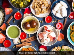 New Year Party Menu: नए साल में घर आए गेस्ट और फ्रेंड्स को करना है इंप्रेस, तो अभी से तैयार कर लें मेनू