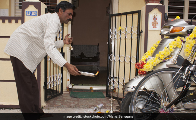 Ayudha Pooja: Instruments Worshipped On This Day. Leaders Extend Greetings