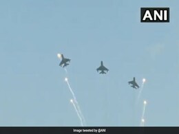Air Force Day: आसमान में दिखा भारत का दम, अभिनंदन ने इस तरह उड़ाया MiG-21, देखें VIDEO Air Force Day: आसमान में दिखा भारत का दम, अभिनंदन ने इस तरह उड़ाया MiG-21, देखें VIDEO