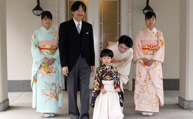 Fate Of Japan's Royal Dynasty Rests On Shoulders Of 13-Year-Old